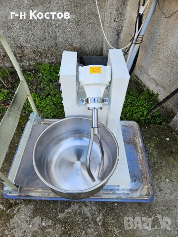 Тестомесачка Турция вилична Трифазна 20 литра 10кг., снимка 2 - Обзавеждане на кухня - 53684043