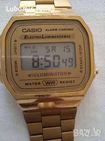 Продавам часовник