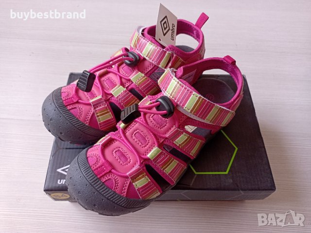 Umbro номера 28; 29; 33: 34; 38 Оригинални Сандали за Момиче код 1124