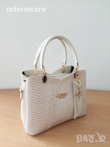 Розова чанта Guess -SG 256, снимка 4 - Чанти - 38027445