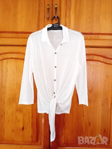 Бяла риза с 3/4 ръкав