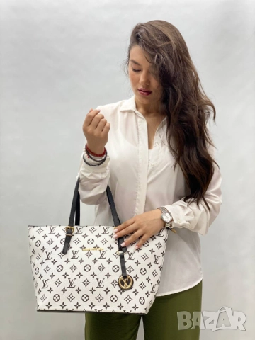 чанти LOUIS VUITTON, снимка 3 - Чанти - 51454315