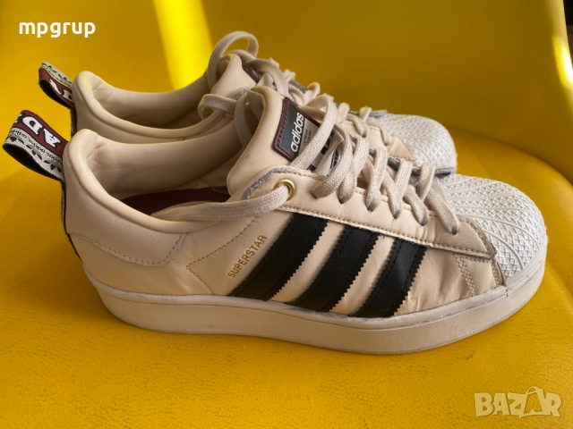 Продавам оригинални маратонки Adidas