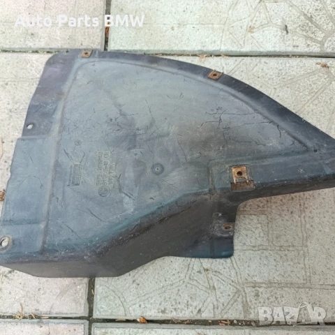 Подкалник BMW E81 E87 Триъгълен подкалник предна броня , снимка 2 - Части - 50458170