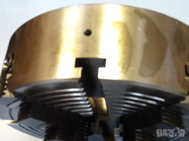 Планшайба за струг Ф315 4-челюсти USSR Independent 4-Jaw Facep late chuck, снимка 2 - Резервни части за машини - 51238422