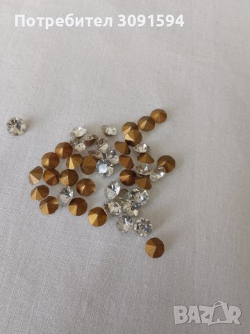 Чешки кристали за Кристали инкрустиране в бижута, снимка 2 - Антикварни и старинни предмети - 41964924