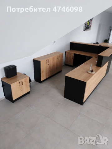 Офис рецепция, снимка 2 - Работни маси и бюра - 53615927