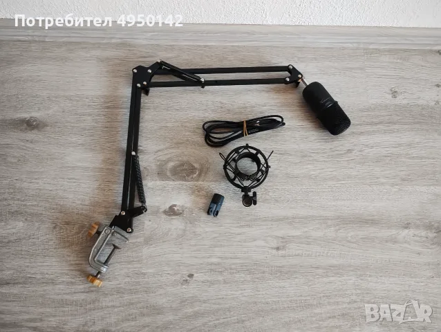 HyperX SoloCast микрофон 
