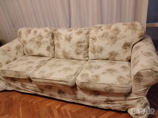 Триместен диван Ektorp, Икеа, снимка 2 - Дивани и мека мебел - 48701748
