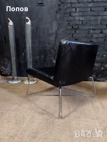 Нископрофилен черен стол, снимка 2 - Столове - 52356060