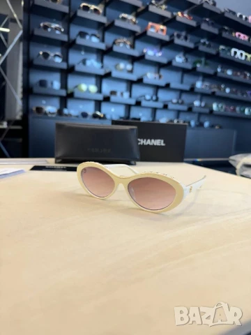 очила с черен обикновен калъф и ув защита chanel , снимка 3 - Слънчеви и диоптрични очила - 50776601