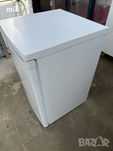 Малък хладилник с камера Електролукс, снимка 7 - Хладилници - 52627107