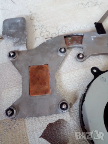 Охладител и вентилатор за лаптоп, снимка 4 - Части за лаптопи - 41633734