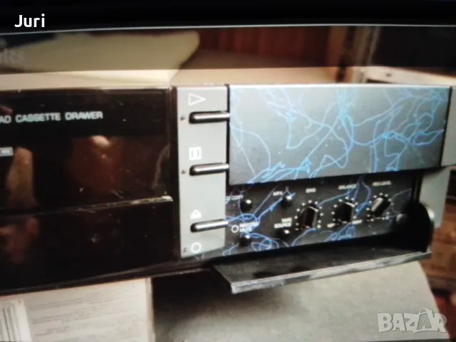 Grundig cf 4 триглав касетен дек, снимка 3 - Декове - 50221655