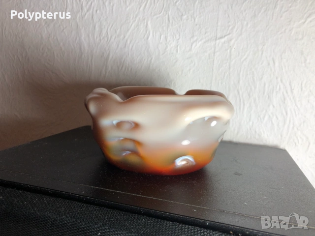 Месивен стъклен пепелник Mid-century classic 