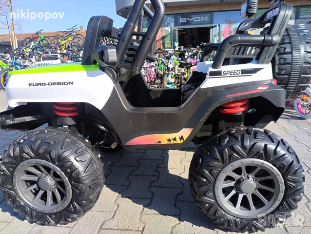 F1 Двуместен акумулаторен джип TURBO 4x4 зелен, снимка 5 - Други - 53849948