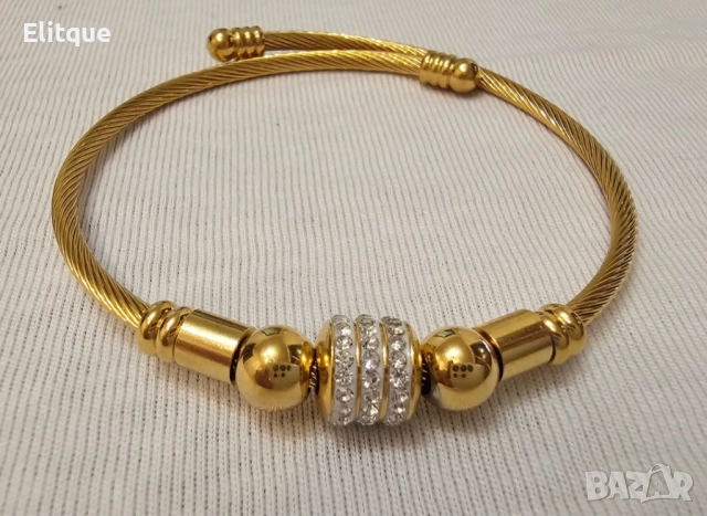 Нежен модел дамска твърда гривна от медицинска стомана с камъни цирконии, снимка 2 - Гривни - 52657003