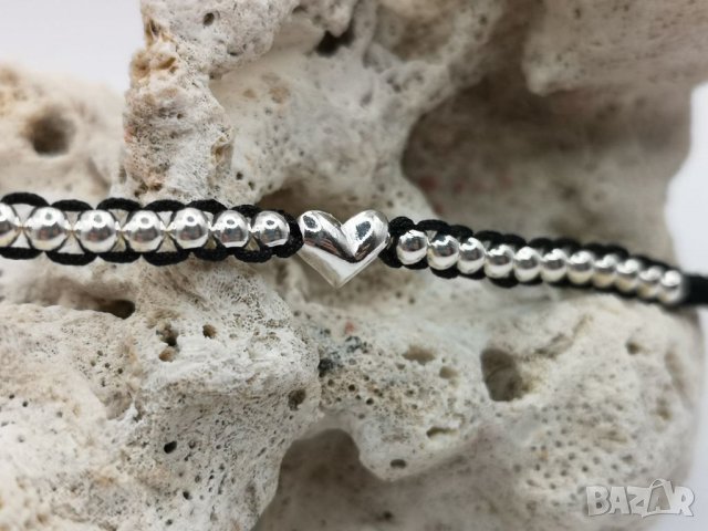 Дамска/ детска гривна със сребърни елементи и сърце