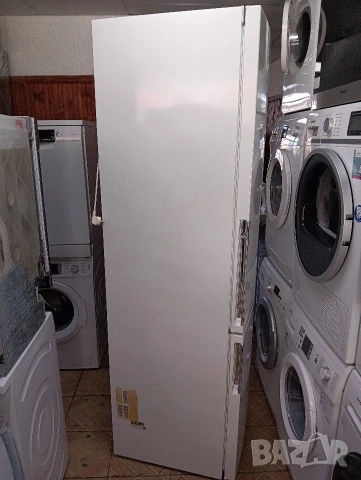 Комбиниран хладилник с фризер Бош Bosch с две години гаранция!, снимка 2 - Хладилници - 53556113