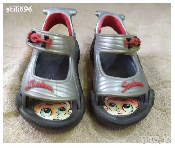 ДЕТСКИ САНДАЛИ.