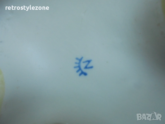 № 8420 Винтидж порцеланова фигурка – Момче с кученце , снимка 7 - Други ценни предмети - 52956271