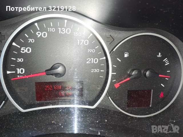 RENAULT KOLEOS 2.5i бензин 4×4, снимка 12 - Автомобили и джипове - 52863852