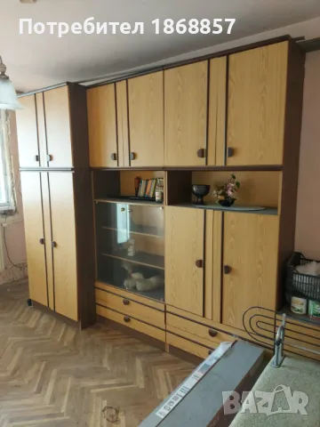 Продавам секция, снимка 2 - Секции и витрини - 48751418