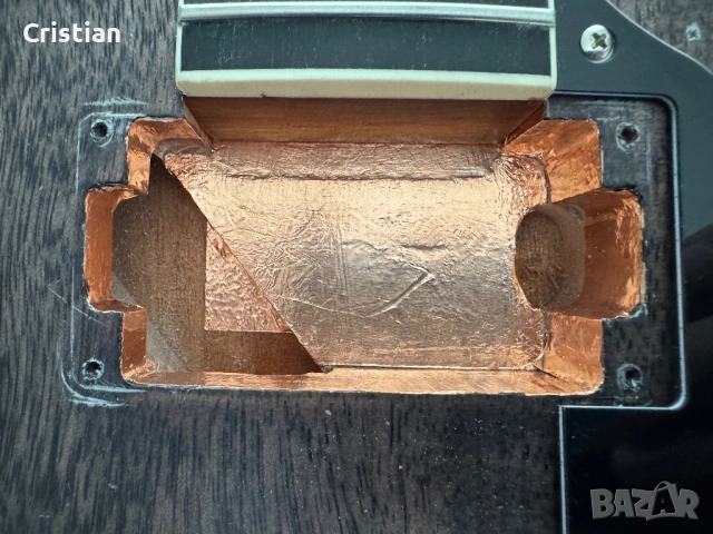 Gibson Les Paul Custom Shop Tribute, снимка 9 - Китари - 53637803