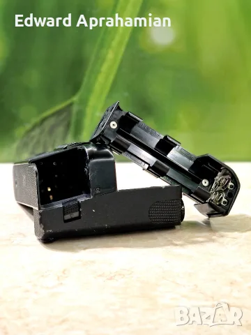 Nikon Motor Drive MD-4 (за Nikon F3), снимка 3 - Чанти, стативи, аксесоари - 55771806