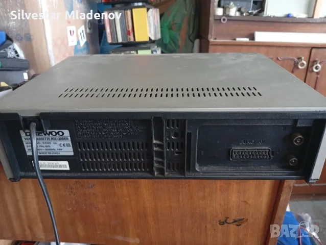 Видео Касетофон Daewoo st220, снимка 4 - Плейъри, домашно кино, прожектори - 50143770