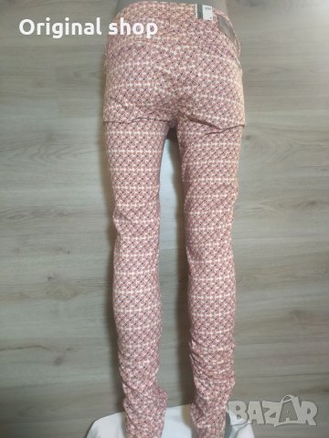Дамски панталон GStar M 27/32, снимка 3 - Панталони - 34733306