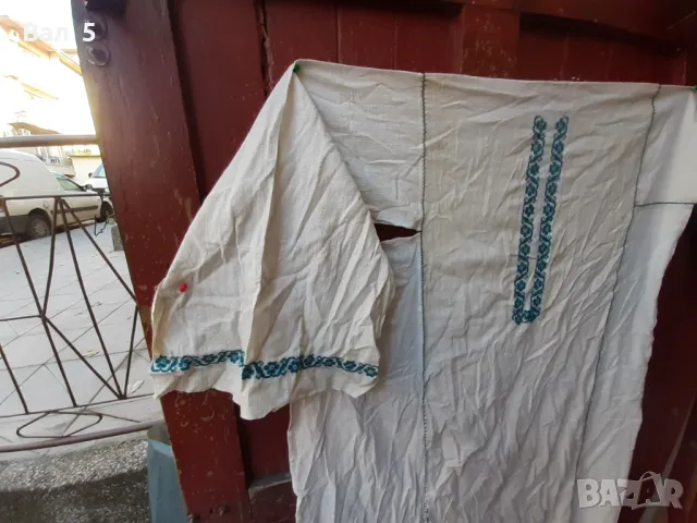 Автентична дълга кенарена риза с бродерия . Носия, снимка 4 - Антикварни и старинни предмети - 48087498