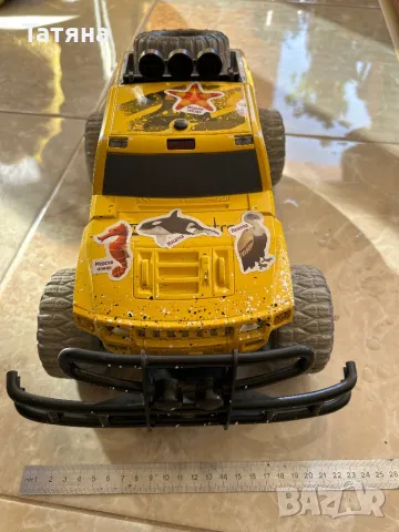 Големи играчки колички хамер и джип от пластмаса