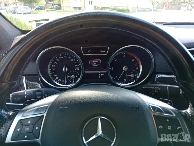 Mercedes ML 350 2012 AMG Optic, снимка 7 - Автомобили и джипове - 56300316