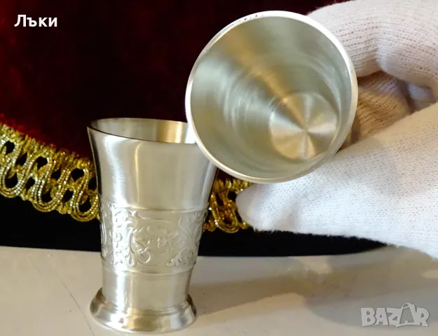 Чаша от калай с релефни флорални мотиви. , снимка 2 - Антикварни и старинни предмети - 48716758