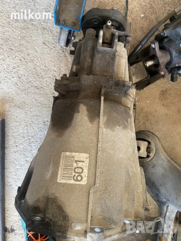Ръчна скоростна кутия мерцедес ц класа w203  2032605301 2.2 дизел , снимка 1