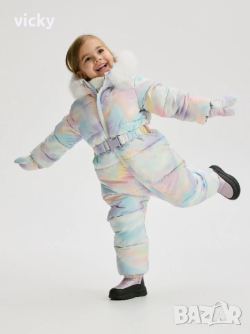 Цветен зимен гащеризон с ръкавици, размер 110-116см