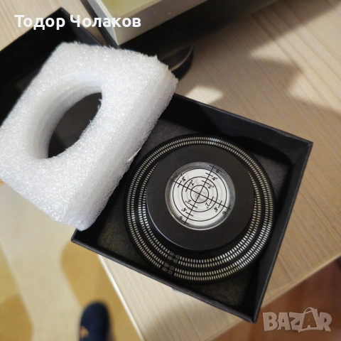 Клампа Aluminum Stabilizer with Bubble Level Silver Cтабилизатор, снимка 9 - Грамофони - 53393649