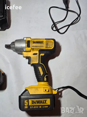 Акумулаторен гайковерт Dewalt, снимка 3 - Винтоверти - 56350281