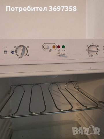 Хладилник с фризер Whirlpool , снимка 4 - Хладилници - 53191458