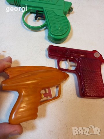 Стара играчка от соца воден пистолет   4/3, снимка 2 - Колекции - 39885957