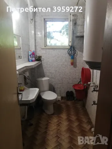 Продавам 4-стаен апартамент в Ямбол , снимка 8 - Апартаменти - 47352437