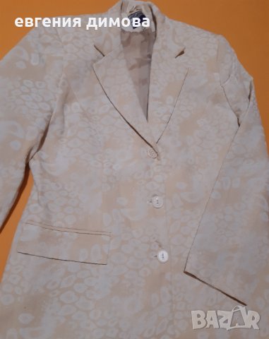 Красиво дамско сако , снимка 5 - Сака - 41900078