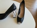 Дамски обувки на ток, снимка 1 - Дамски обувки на ток - 41116462