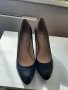Дамски маркови обувки Bata, снимка 1 - Дамски обувки на ток - 39773088