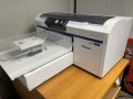 Принтер за директен печат върху тъмен и светъл текстил Epson SureColor F2000, снимка 2