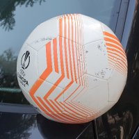 Топка Molten UEFA Europa League Match Ball 2022/23, снимка 9 - Футбол - 42383440