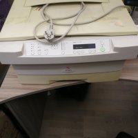 Копирна машина Xerox 1033, снимка 2 - Друга електроника - 34401744