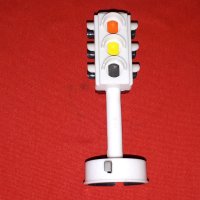 Стар пластмасов светофар с пътни знаци., снимка 7 - Колекции - 42262697
