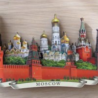 Автентичен дървен 3D магнит от Москва, Русия-серия-, снимка 3 - Колекции - 39248000